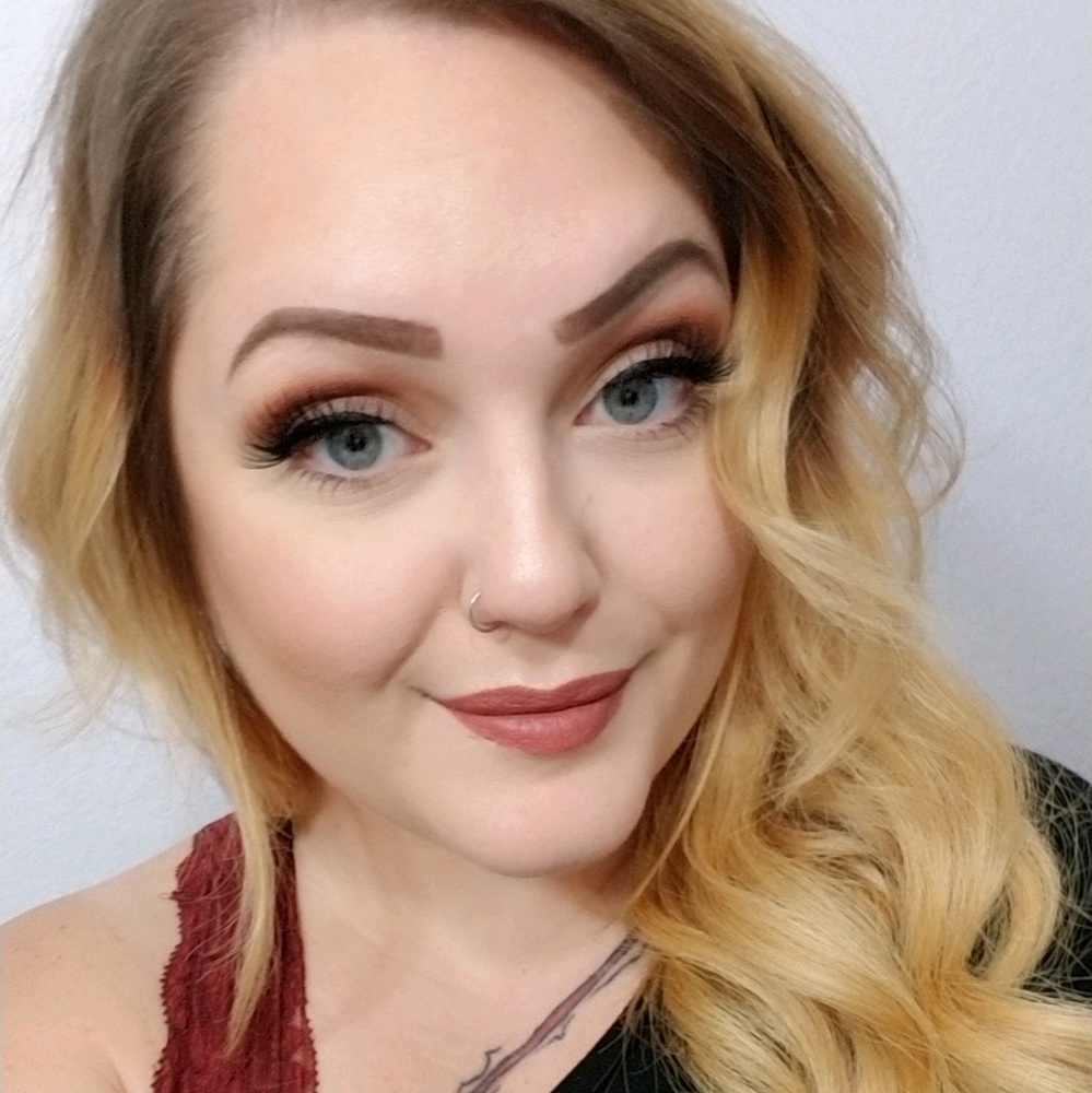 Meet your Posher, Natashia